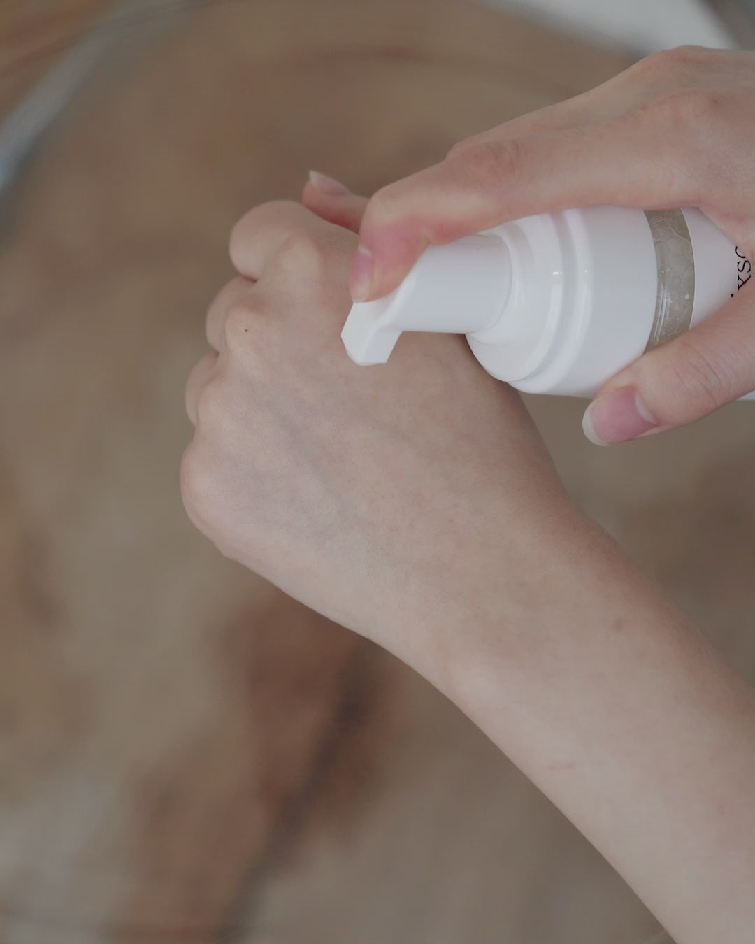 Charger la vidéo : MIXSOON H.C.T. Nettoyant Moussant [150ml]